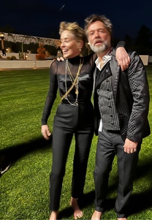 Sharon Stone feet photo thumbnail