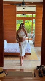 Kara Del Toro feet photo thumbnail