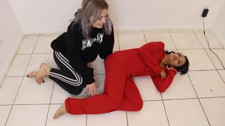 Corinna Kopf feet photo thumbnail