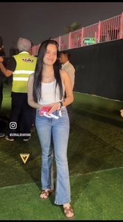 Jannat Zubair Rahmani feet photo thumbnail