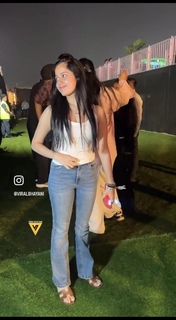 Jannat Zubair Rahmani feet photo thumbnail