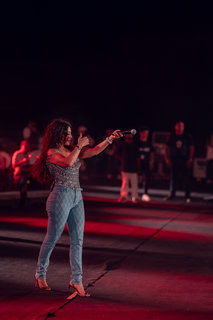 Haifa Wehbe feet photo thumbnail