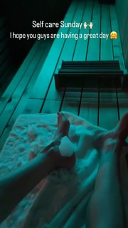 Jen Selter feet photo thumbnail