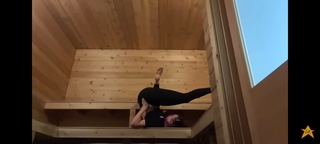 Gabbie Hanna feet photo 3