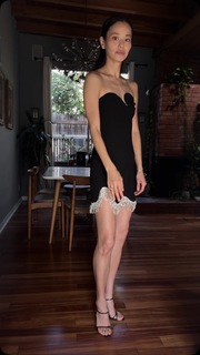 Jamie Chung feet photo thumbnail