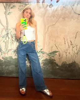 Carolina Dieckmann feet photo thumbnail