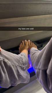 Corinna Kopf feet photo thumbnail