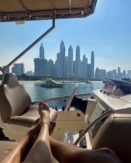 Xenia Tchoumitcheva feet photo thumbnail