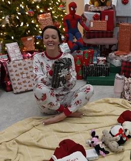 Brittney Smith feet photo thumbnail