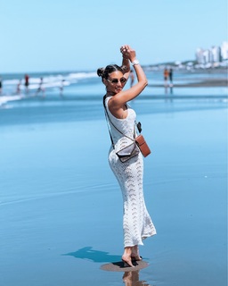 Athina Oikonomakou feet photo thumbnail
