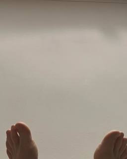 Michelle Ryan feet photo 2