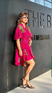 Hina Khan feet photo thumbnail