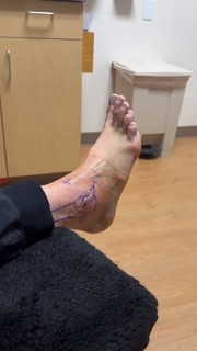 Jenna Ezarik feet photo 2