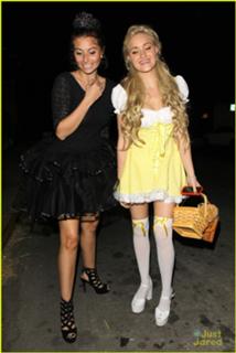 Aly Michalka feet photo thumbnail