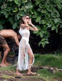 Izabel Goulart feet photo thumbnail