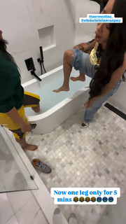 La La Anthony feet photo thumbnail