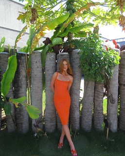 Marina Ruy Barbosa feet photo thumbnail