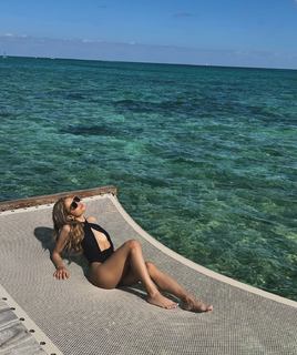 Jennifer Freeman feet photo 3
