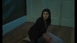 Alexandra Daddario feet photo thumbnail
