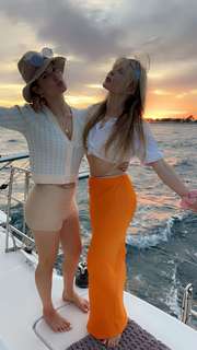 Amanda Cerny feet photo thumbnail