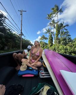 Tana Mongeau feet photo thumbnail