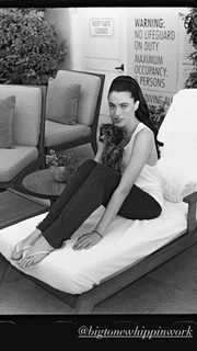 Margaret Qualley feet photo 4