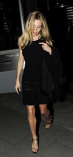 Sienna Miller feet photo thumbnail
