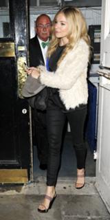 Sienna Miller feet photo thumbnail