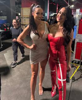 Chelsea Green feet photo thumbnail