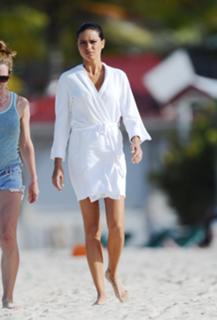 Adriana Lima feet photo thumbnail