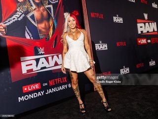 Thea Trinidad feet photo 3