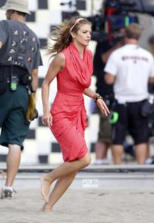 AnnaLynne McCord feet photo thumbnail