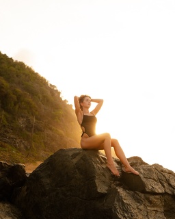 Jade Picon feet photo thumbnail