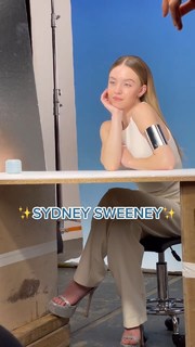 Sydney Sweeney feet photo thumbnail