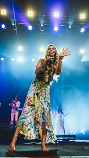 Joss Stone feet photo 5
