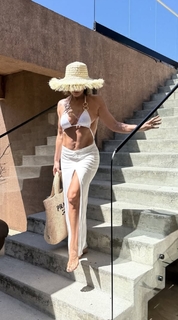Flávia Alessandra feet photo thumbnail