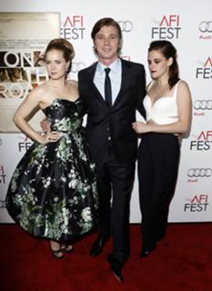 Amy Adams feet photo thumbnail
