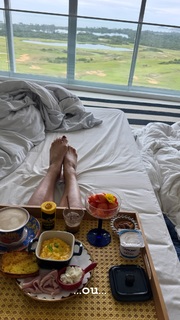Flávia Alessandra feet photo thumbnail