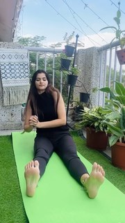Poonam Yadav feet photo thumbnail