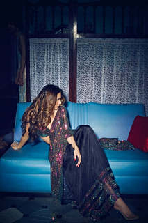 Malaika Arora feet photo thumbnail
