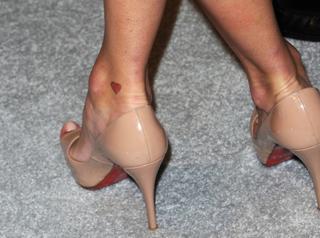Nicky Rothschild feet photo thumbnail