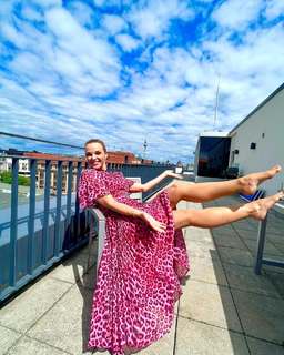 Annika Kipp feet photo 5
