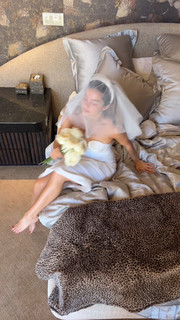 Addison Rae feet photo thumbnail