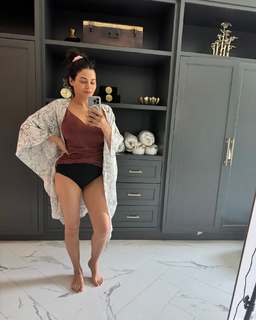 Jenna Dewan feet photo thumbnail