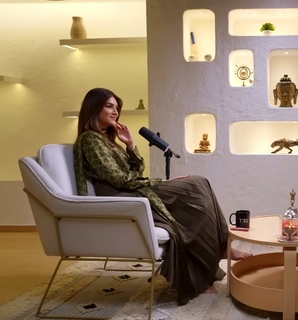 Kriti Sanon feet photo thumbnail