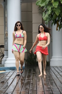 Tamannaah Bhatia feet photo thumbnail