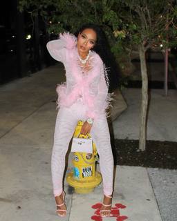 Angela Simmons feet photo thumbnail