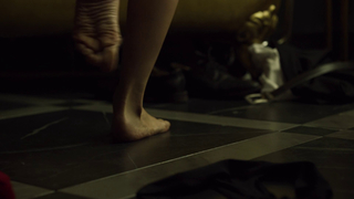 Úrsula Corberó feet photo 3