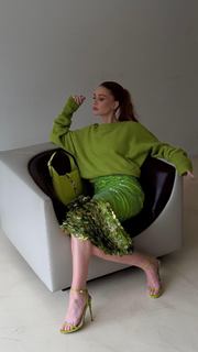 Marina Ruy Barbosa feet photo thumbnail