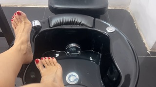 Poonam Yadav feet photo thumbnail